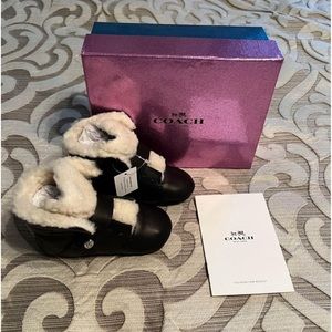 Coach baby Urban Hiker booties